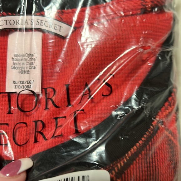 Victoria Secret Pajamas - Picture 3 of 3